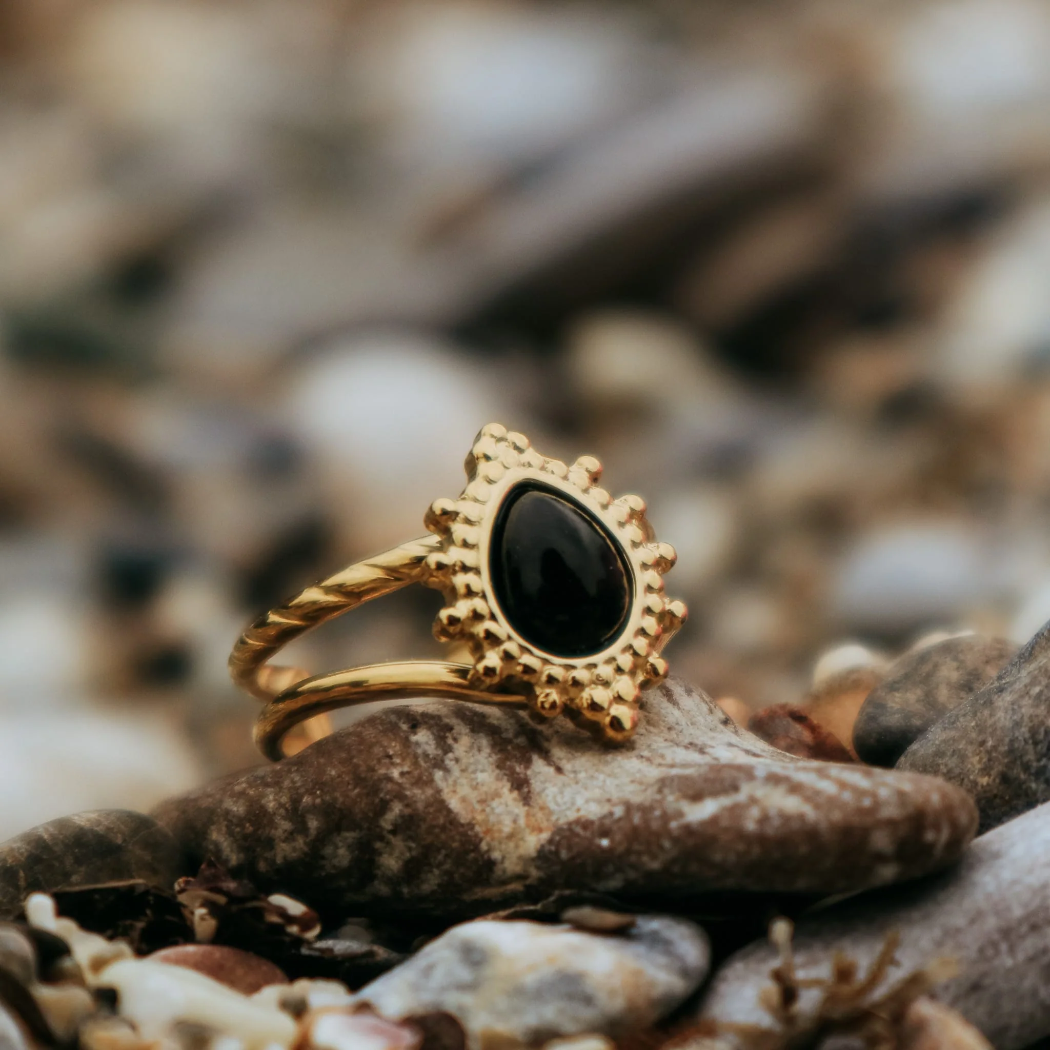 Isla Noir Ring - Image 4