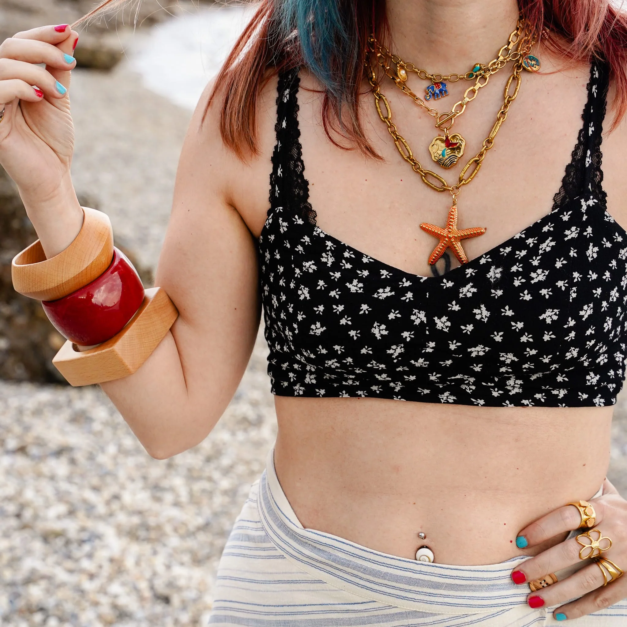 Souvenir Necklace - Image 3
